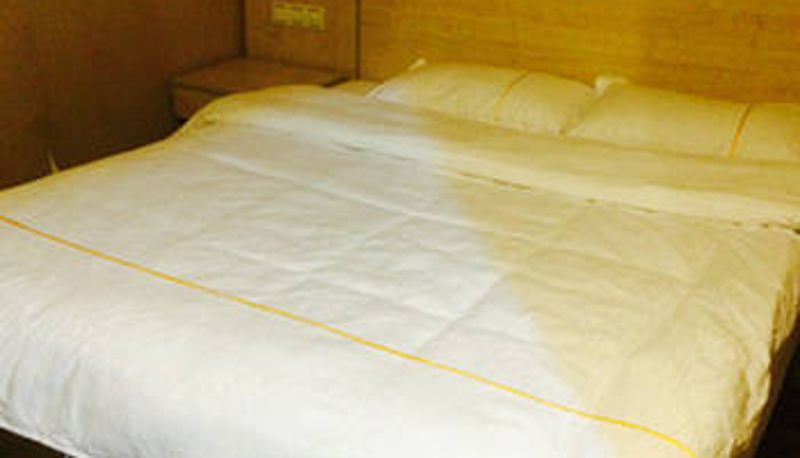 Camera - Huayue Business Hotel