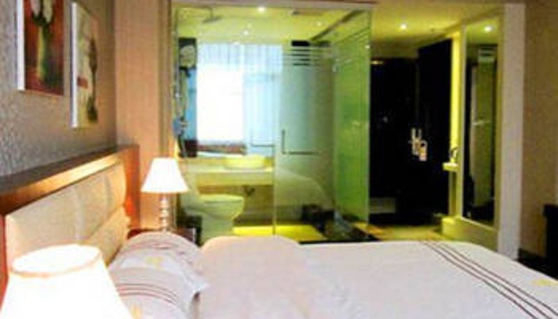Camera - Shengmei Hotel