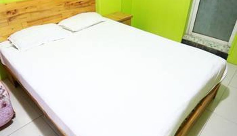Camera - Mengdu Leisure Hotel (Central Plaza Store)