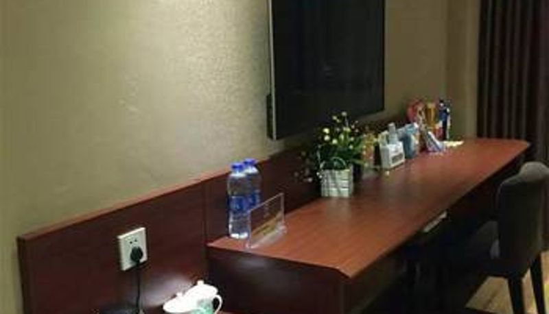 Camera - Hongyuan Hotel (Neijiang High Speed Rail North Station Branch)