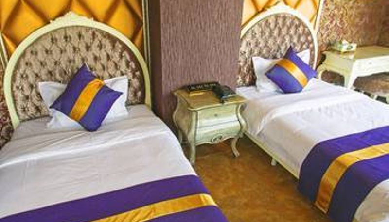 Camera - Moonlight Lily Boutique Hot Spring Hotel (Yalu River Bridge Branch)