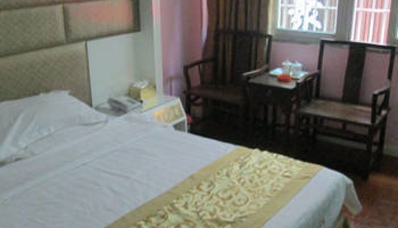 Zimmer - Huateng Hotel (Lizhong Pedestrian Street Branch)