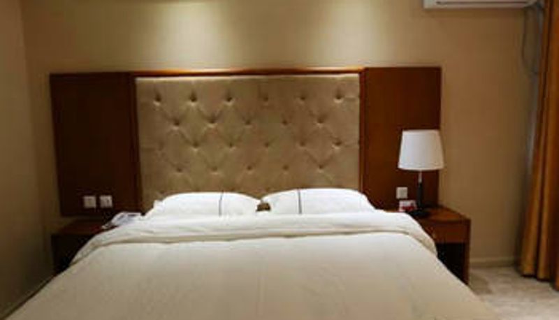 Room - HU LI HUA  HOTEL