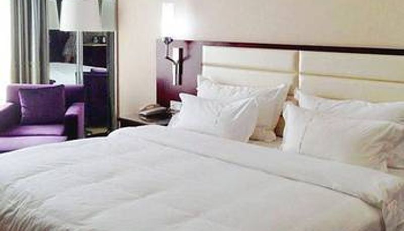 Camera - Melodious  Cozy Hotel