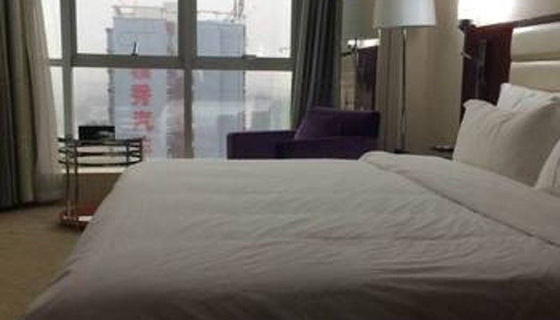 Camera - Melodious  Cozy Hotel