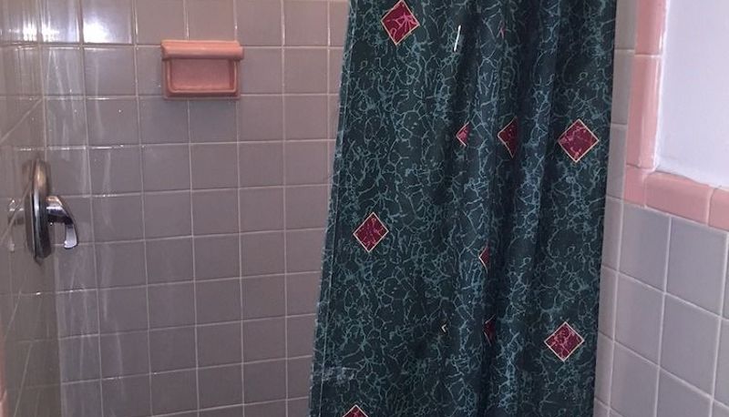 Bagno - Sands Motel