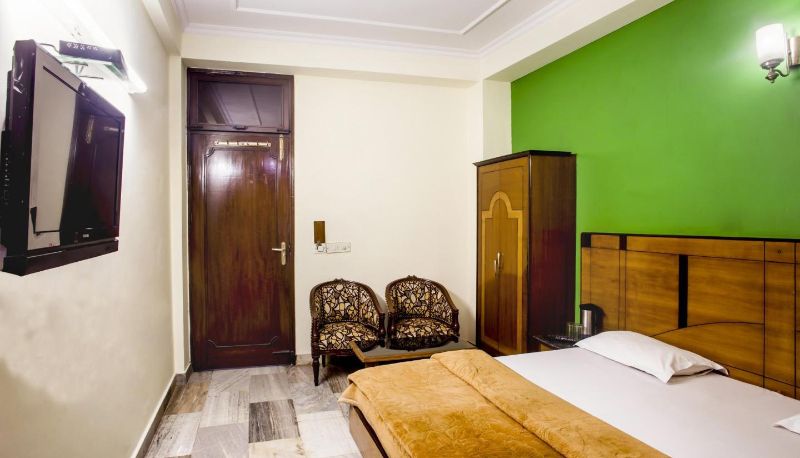 Info - Hotel Chand Palace