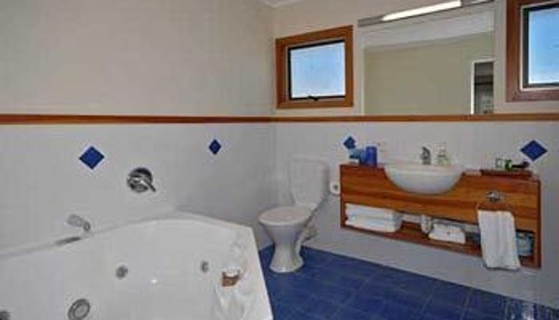 Badkamer - Triton Suites Motel