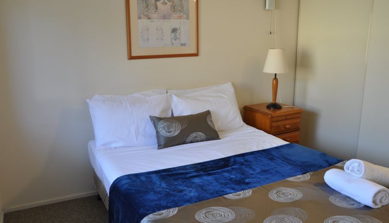Apartment - Spring Hill Garden Apartments