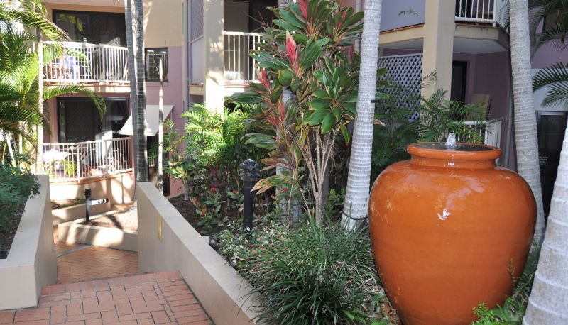 Garden - Spring Hill Garden Apartments