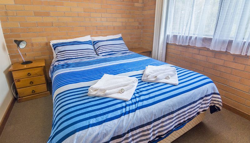 Info - Emu Beach Chalets