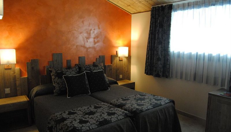 Standard room (single) - Hotel Santa Bàrbara
