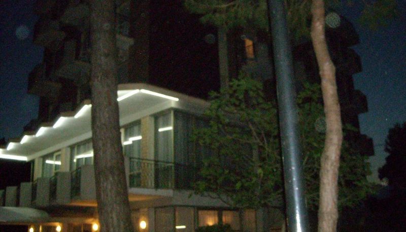 Zewnętrzna część hotelu - Hotel Haiti