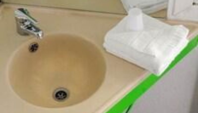 Cuarto de baño - Lemon Hotel Tarascon