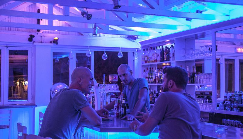 Bar - Home Hotel