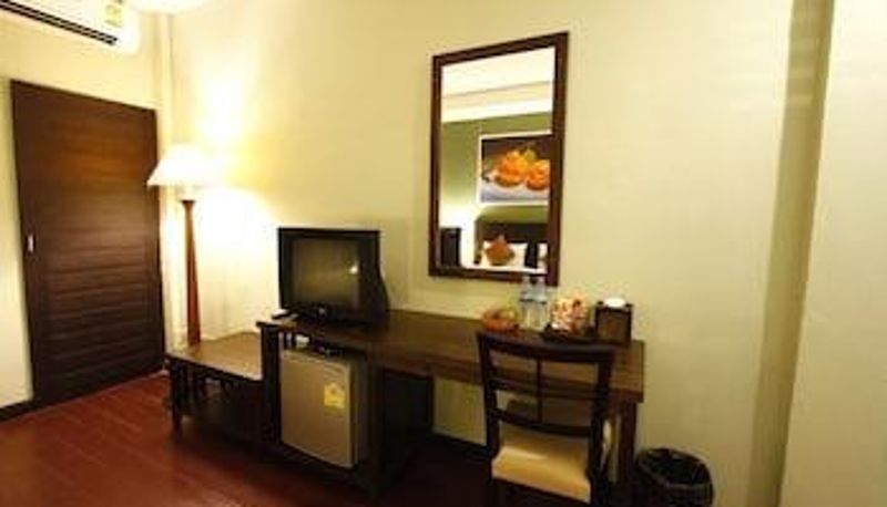 Info - Orange Tree House