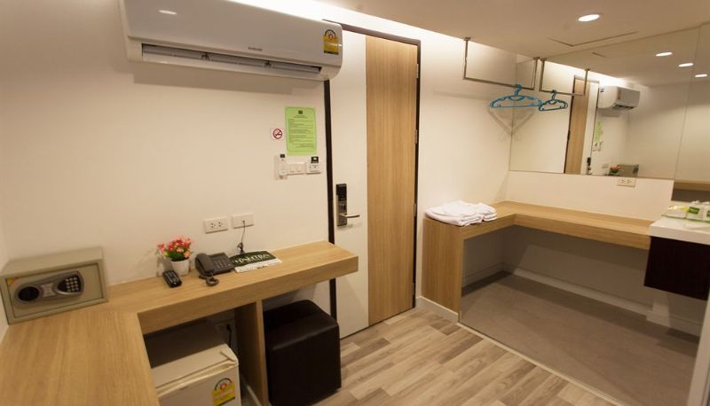 Suite - Nantra Ploenchit
