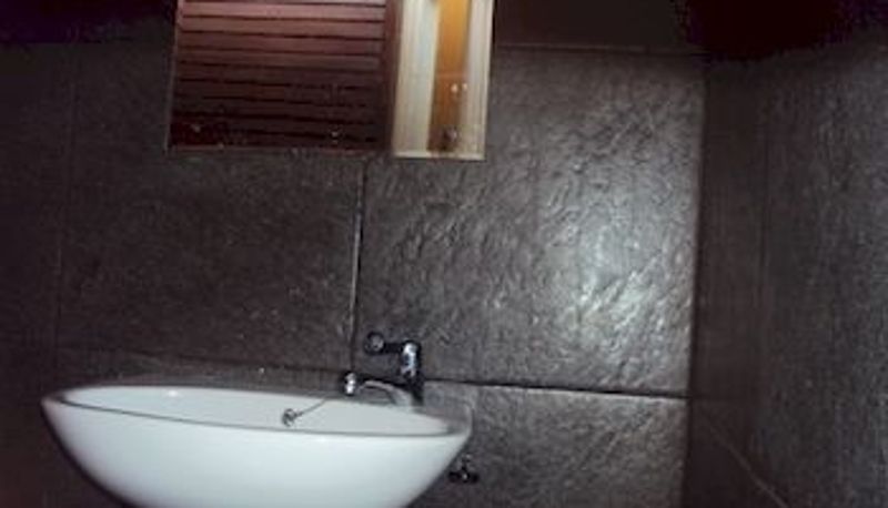 Bagno - Harum Meno Bungalows