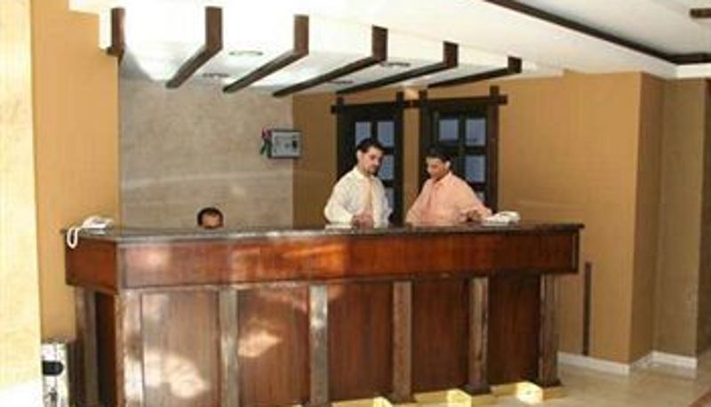 Receptie - Ola Palace Hotel