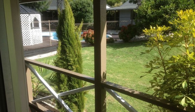 Terraza - Traveller's International Motor Inn