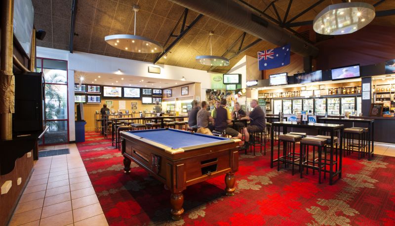 Bar - Glenmore Tavern