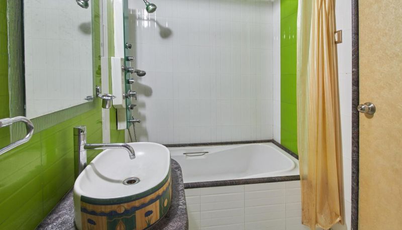 Info - Hotel Neeta's Inn