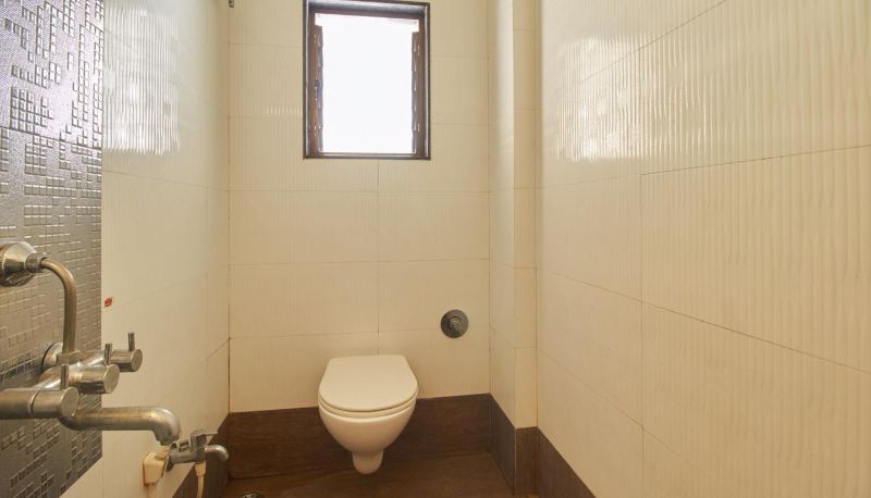 Tripla - Hotel Sai  Gurusthan