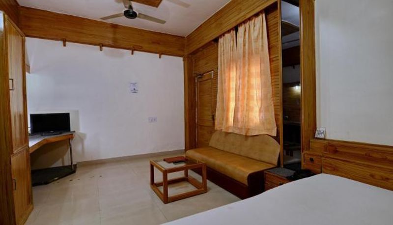 Superior room (single) - Hotel Surana Palace