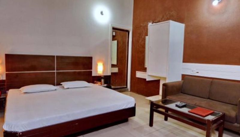 Superior room (single) - Hotel Surana Palace