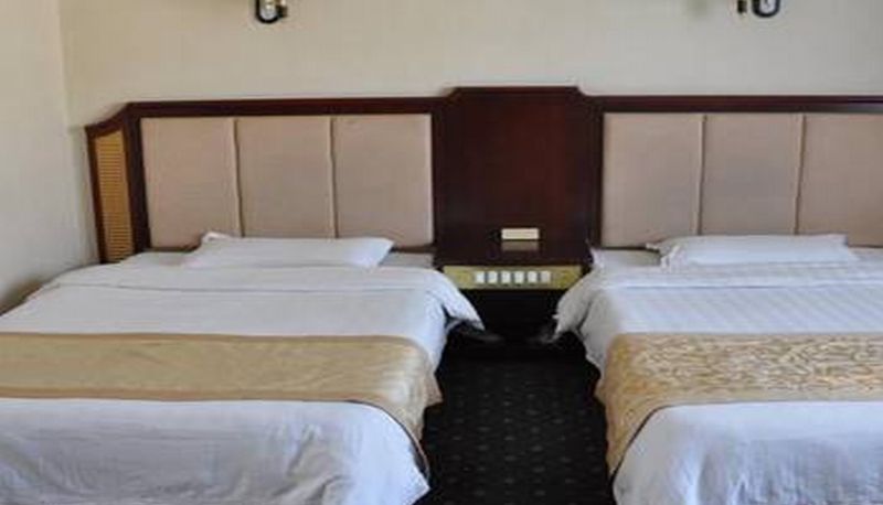 Chambre standard (double) - TongRen Holiday Hotel