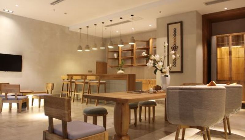 Reception - Qiliping Peninsula Hotel