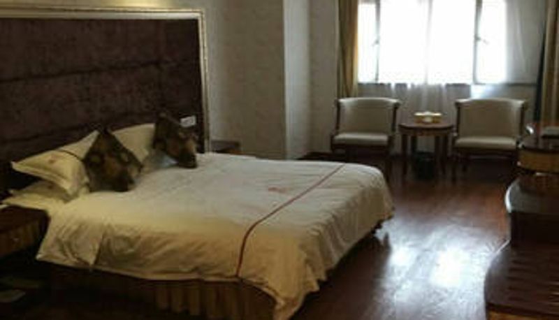 Camera - Phoenix Hotel