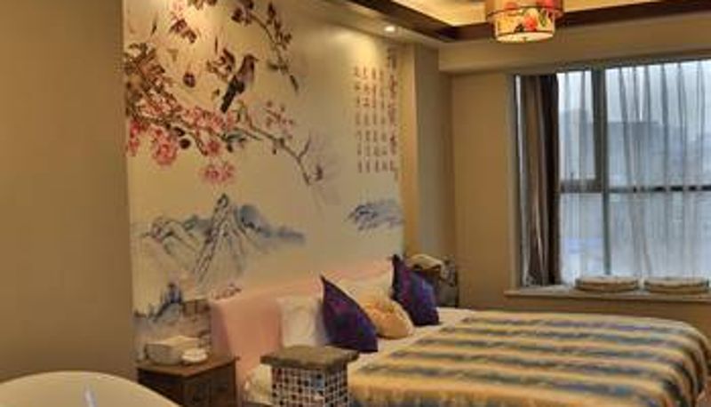 Room - Color House Hotel