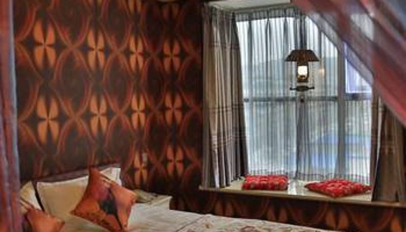 Room - Color House Hotel
