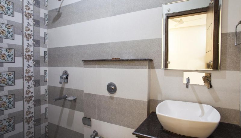 Info - Hotel Premier