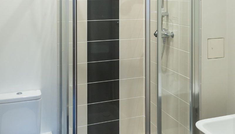 Zimmer - HoF 100 Kings Road – Reading