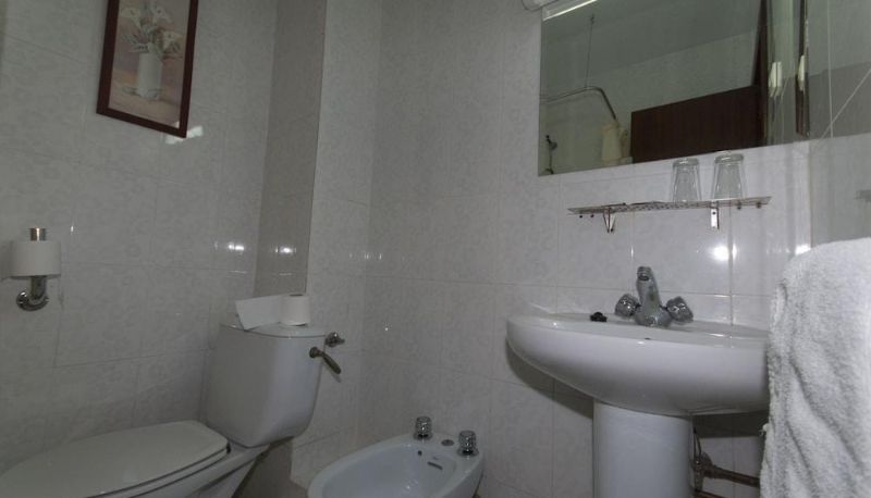 Bathroom - Hostal Goyma I
