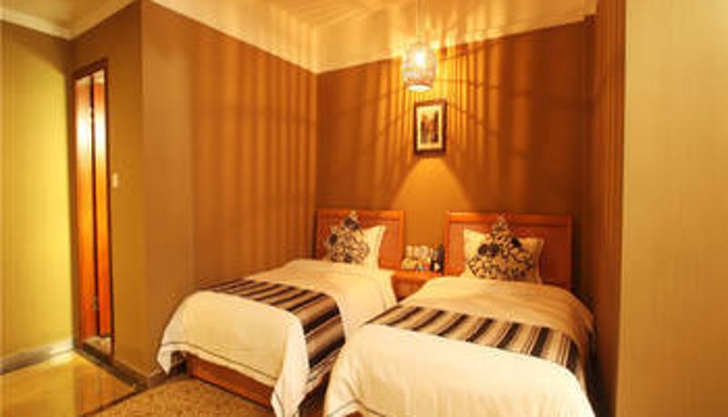 Camera - Red Lion Hotel