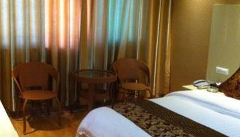 Room - Tongcheng Hotel