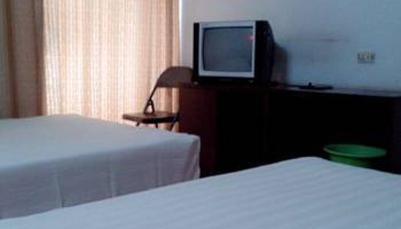 Habitación - Jiyuan · Selected Hotel (Zhijiang Seven Star Plaza Store)