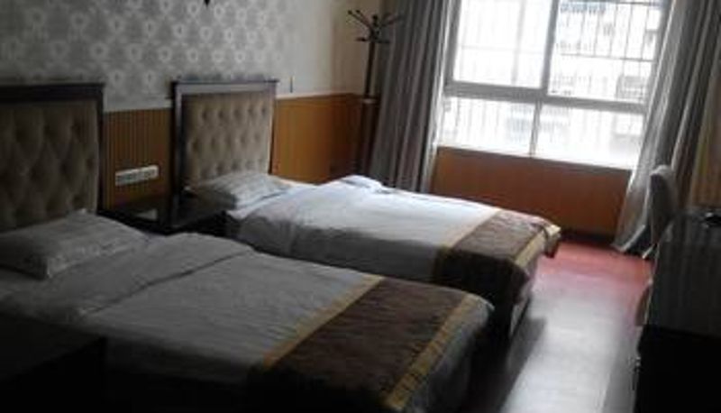 Camera - Junyi Business Hotel