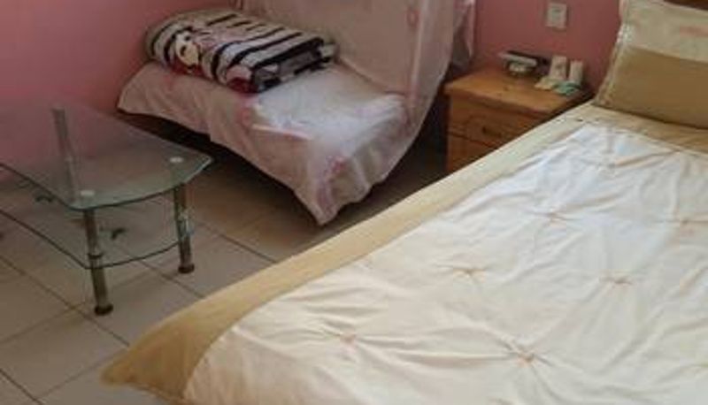 Kamer - Yifeng Hotel (920 Hospital Store)