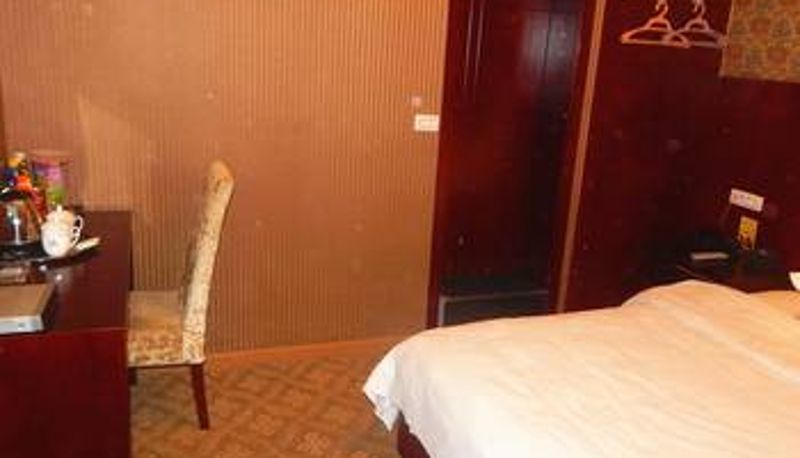 Camera - New Bashan Hotel (Dazhou City Center Plaza Store)