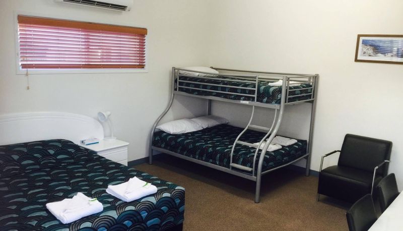 Info - Springsure Overlander Motel