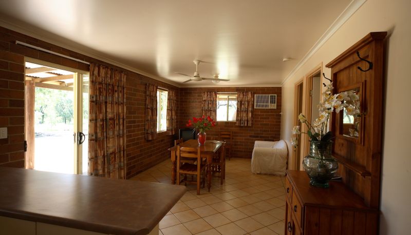 Info - Rubyvale Motel and Holiday Units