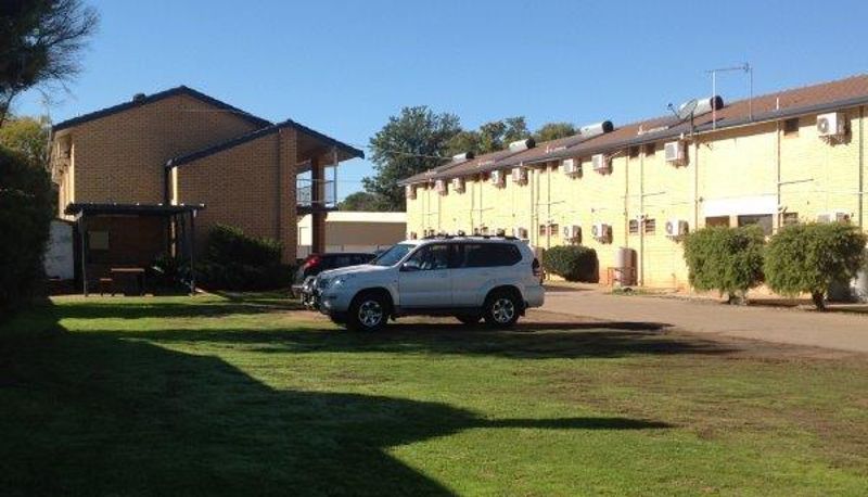 Exterior view - Atlas Motel