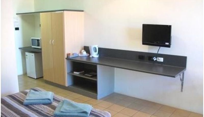 Info - Albatross Bay Resort