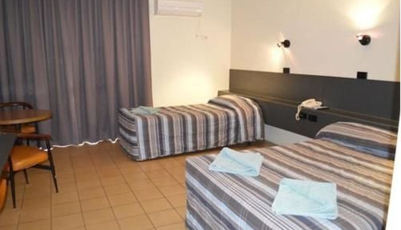 Info - Albatross Bay Resort
