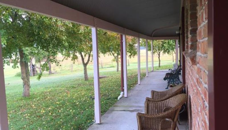 Info - Gloucester Country Lodge