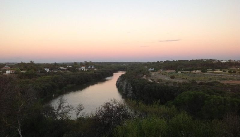 Info - Seaspray Beach Holiday Park